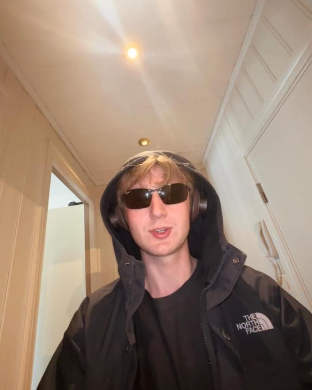 Oskar Med K