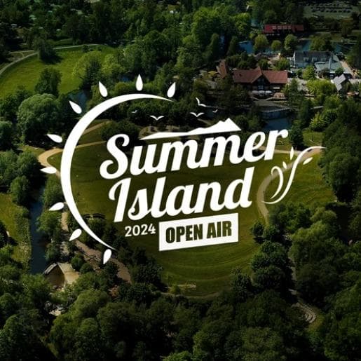 Summer Island Open-Air