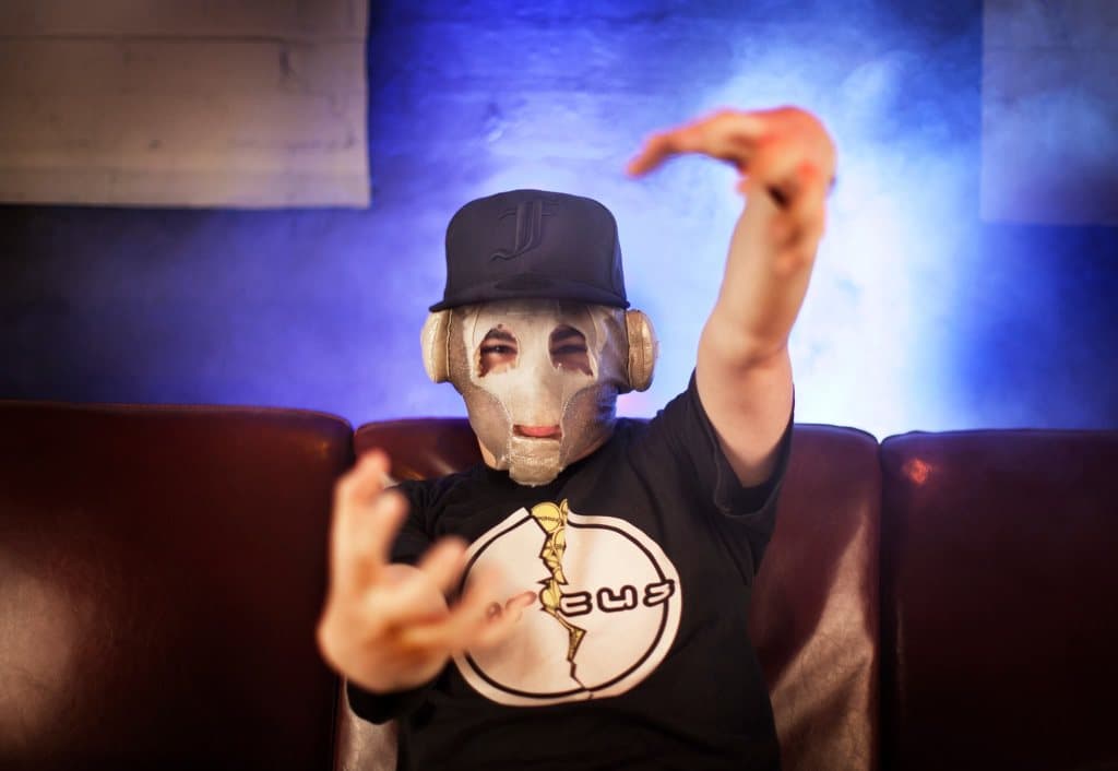 Dubstep - Badass Bouncers with Funtcase UK & Oolacile USA
