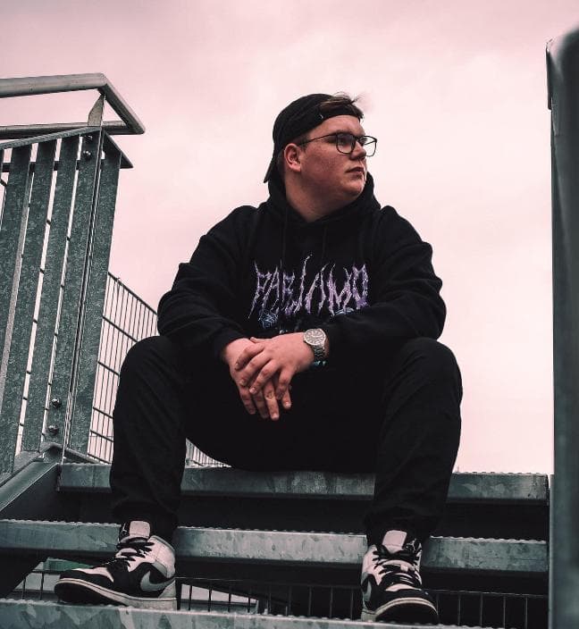 NIKSTER